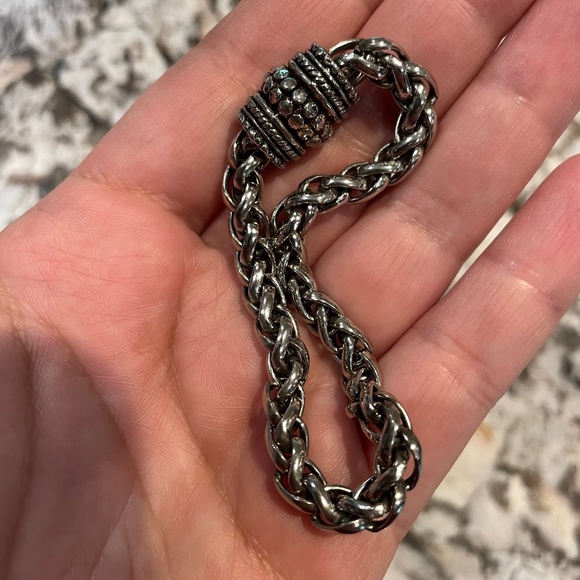 Silver Tone Magnetic Woven Chain Bracelet Unisex - Picture 4 of 6